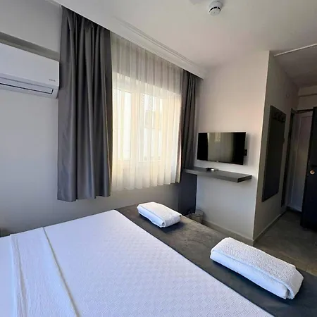 Kaya Hotel