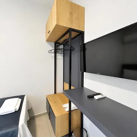 Kaya Hotel *